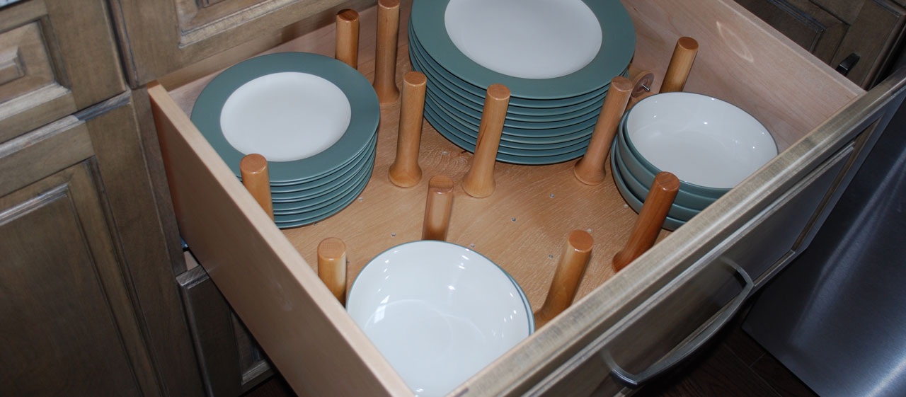 drawerpegstorage1a Artisan Interiors Love Your Kitchen Again!